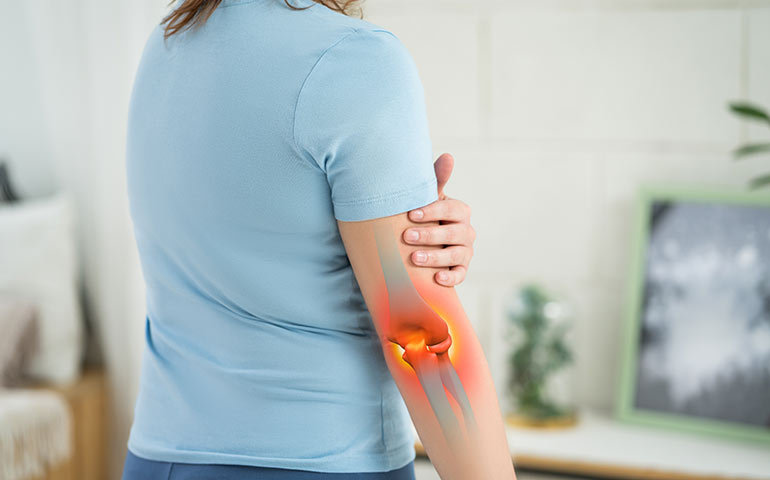 Does prediabetes increase risk for bone fractures in midlife women?